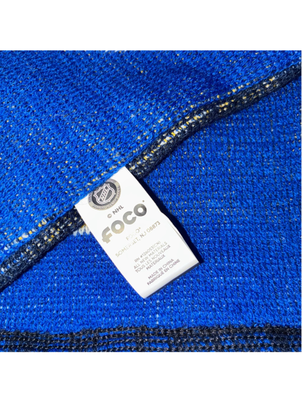 Men's FOCO NHL St. Louis Blues Scarf One Size Blue and Black - Picture 3 of 3